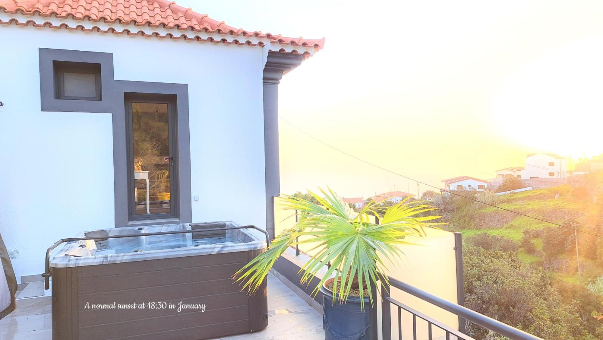Espirito Do Mar - Premium Villa With Jacuzzi Estreito Da Calheta Eksteriør billede