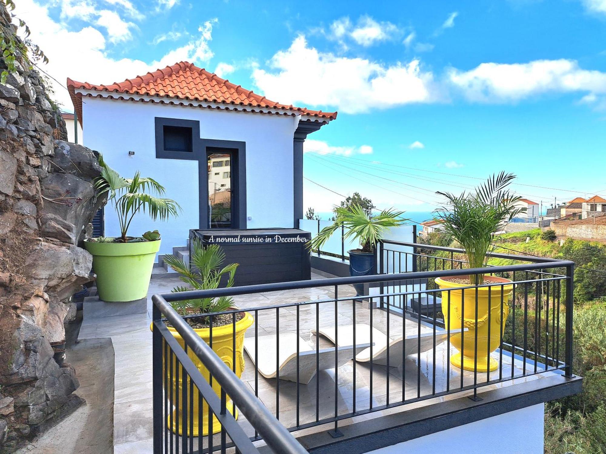 Espirito Do Mar - Premium Villa With Jacuzzi Estreito Da Calheta Eksteriør billede
